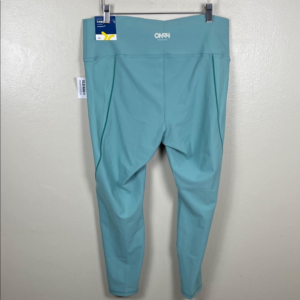 Old Navy Women's Aqua Athletic Leggings. XL - Picture 5 of 10